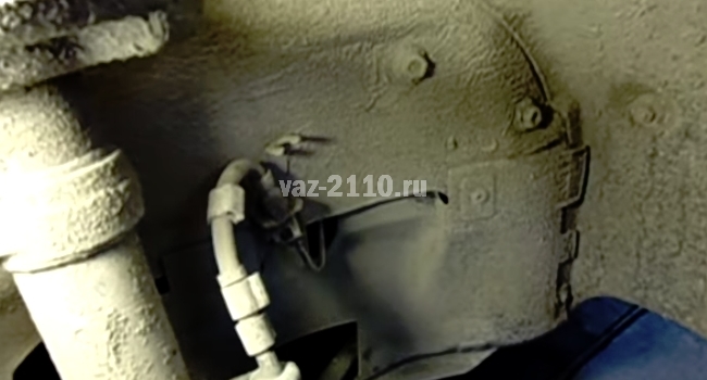 Замена тормозного шланга ВАЗ 2110